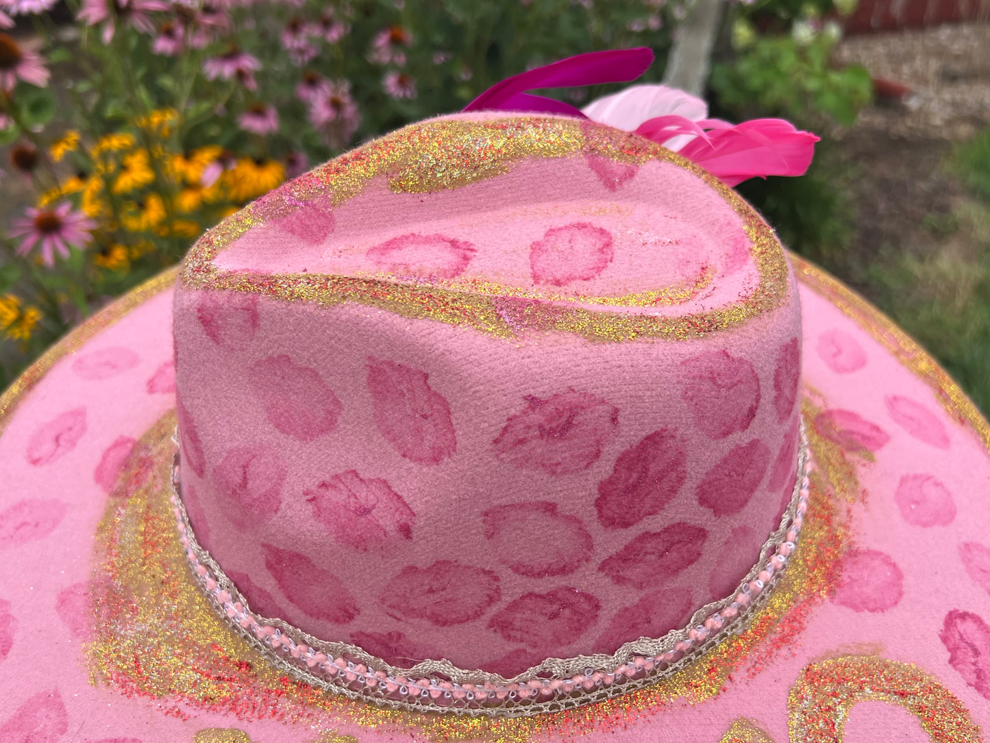 "Hugs & Kisses" Pink Cowgirl Hat