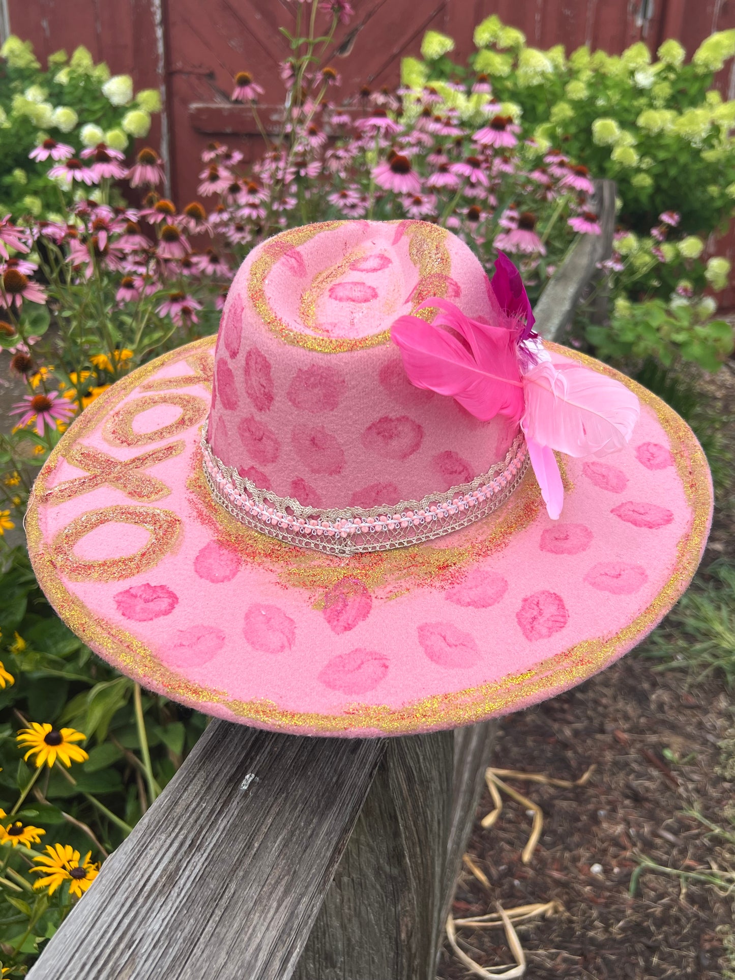 "Hugs & Kisses" Pink Cowgirl Hat